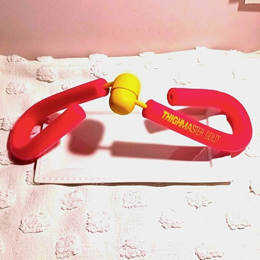 *New* Vtg. Suzanne Somers Authentic Thighmaster Gold Gem